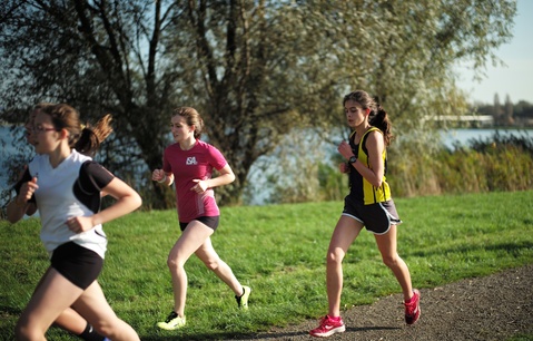 person-girl-sport-lake-boy-running-361310-pxhere