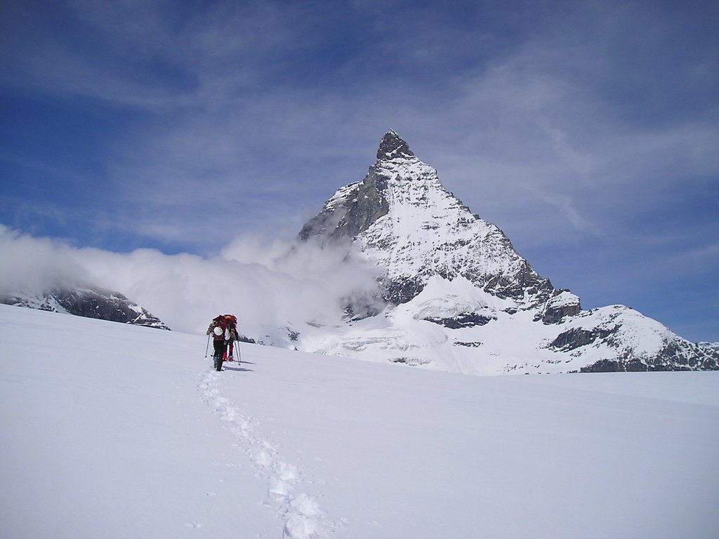 mountain-snow-winter-adventure-mountain-range-recreation-1360853-pxhere