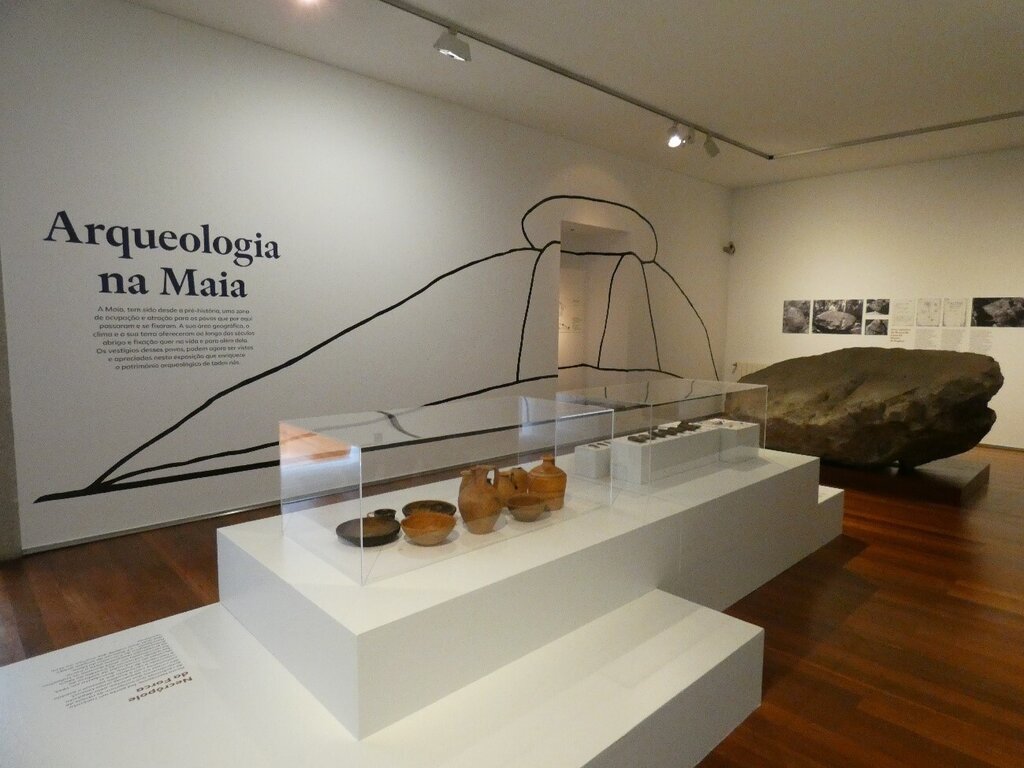 Exposição "Arqueologia na Maia"