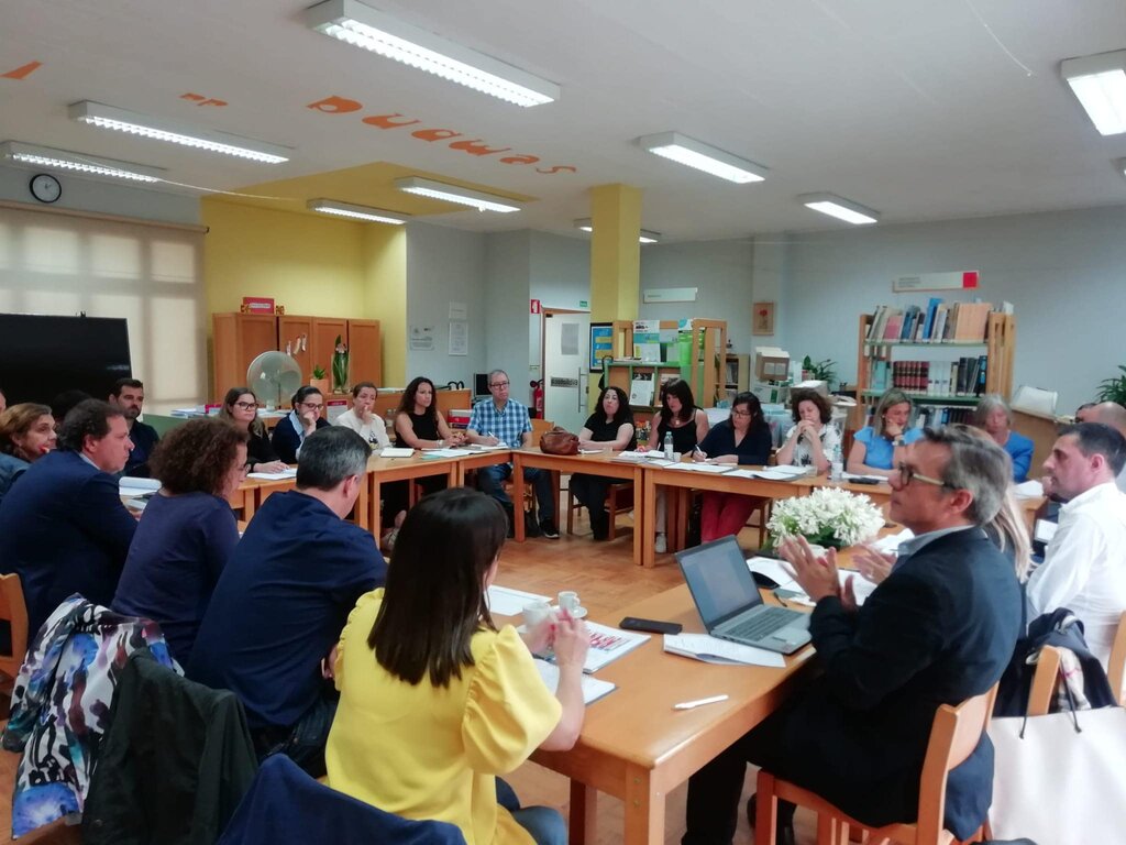 Cimeiras da Educação consolidam escolas construtoras de felicidade